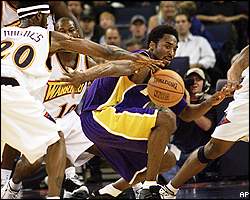 Larry Hughes, Kobe Bryant